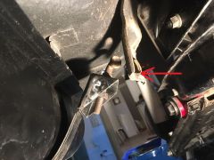 Fuel tank straps
